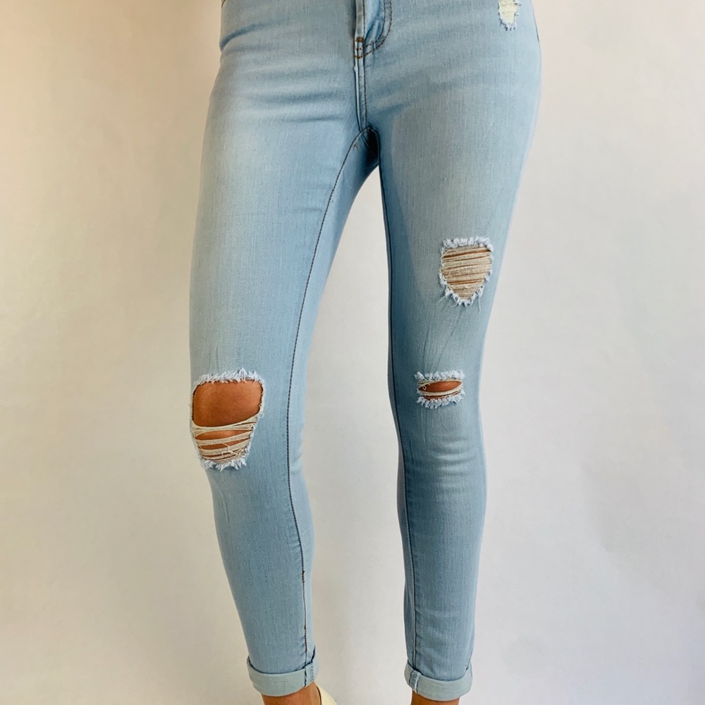 Sky Blue Super High Rise Light Distressed Tushy - Picture 6 of 8